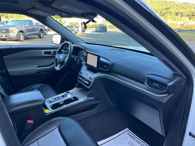 Certified 2023 Ford Explorer XLT w/ Equipment Group 202A image 19