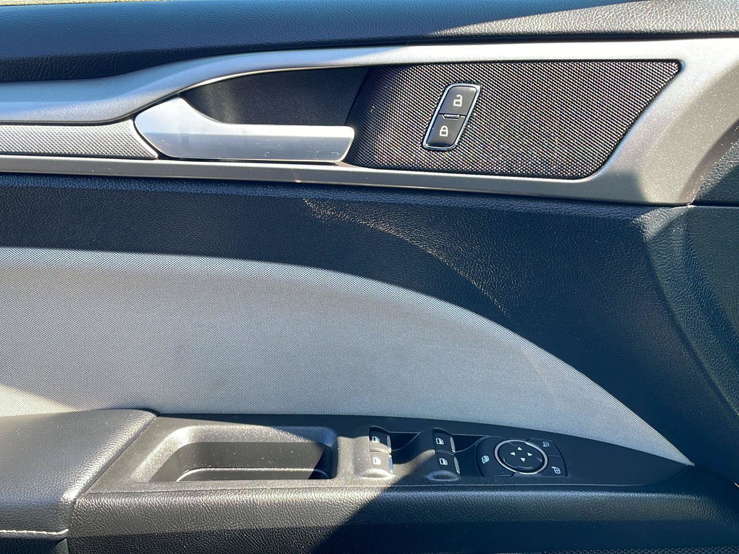 Certified 2018 Ford Fusion S FWD image 10