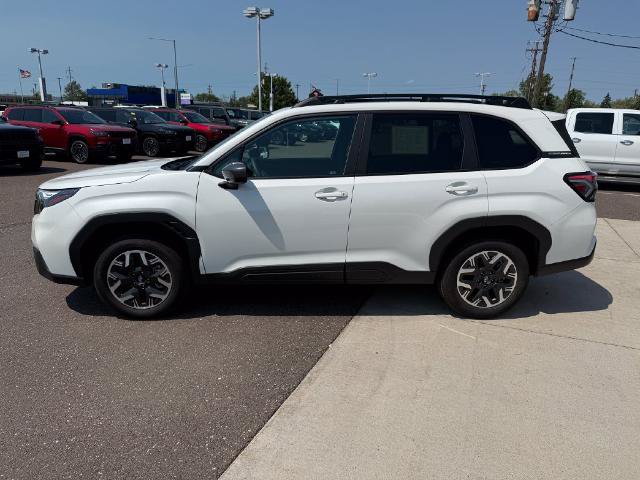 Used 2026 Subaru Forester Premium AWD/4WD image 4