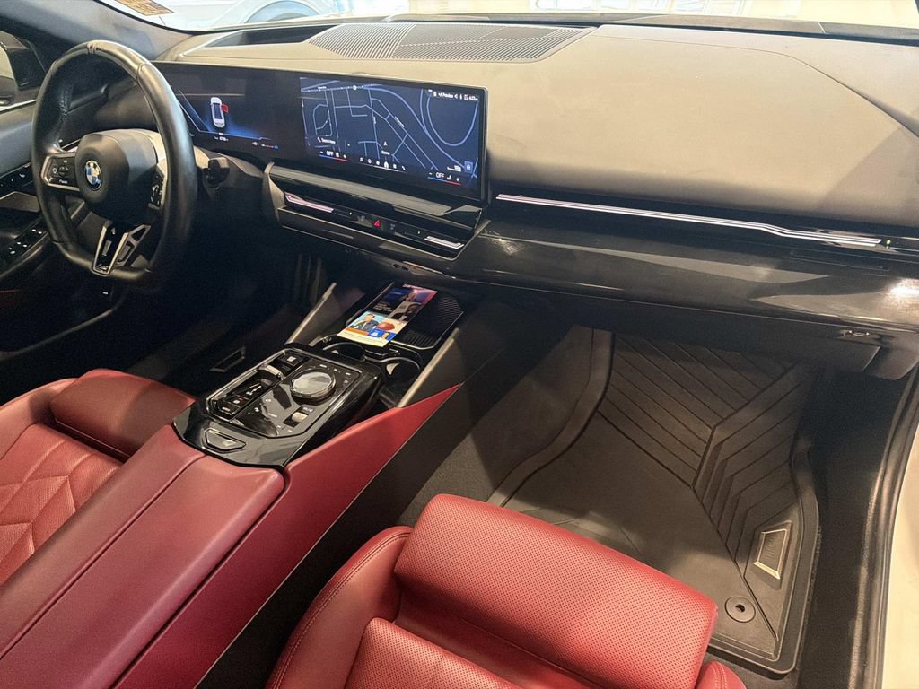 Used 2024 BMW 530i w/ M Sport Package RWD image 17