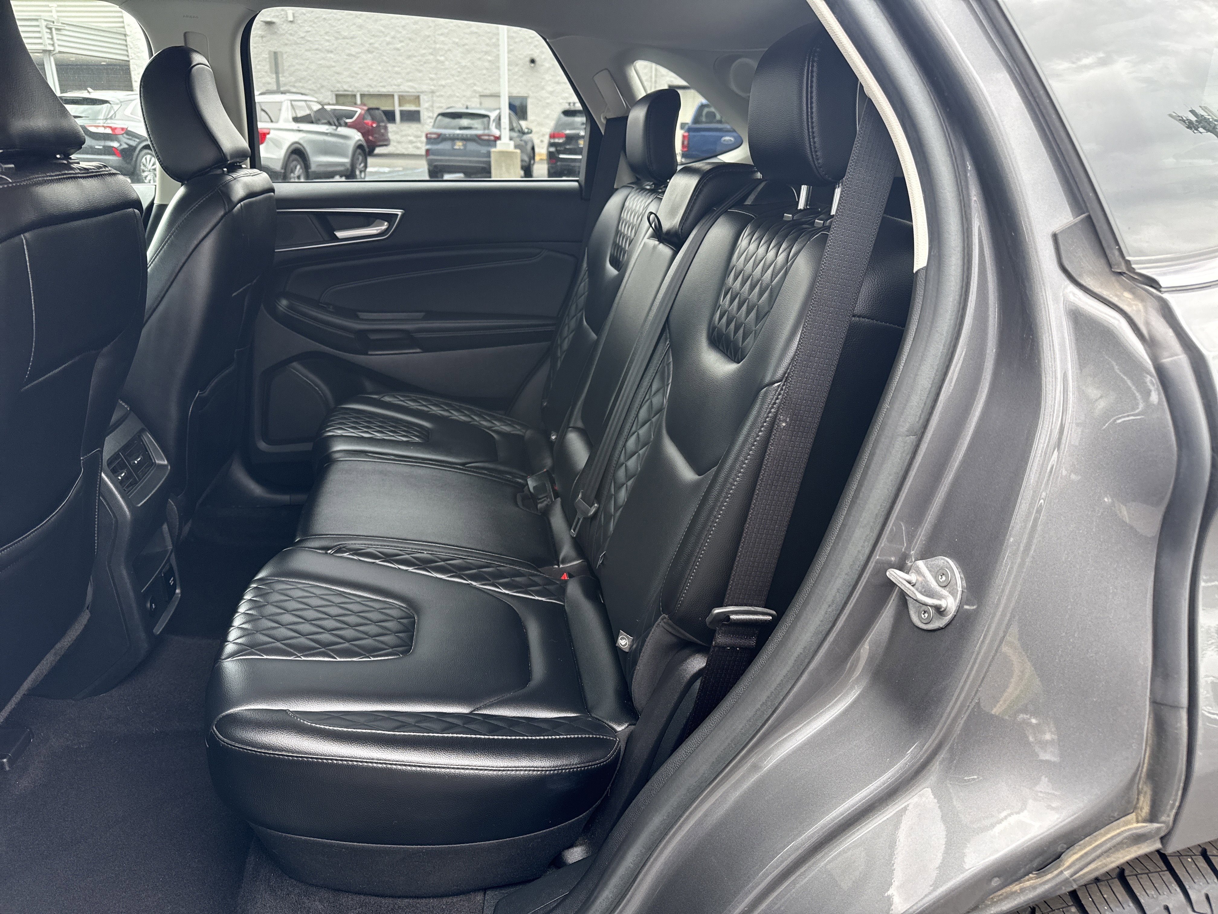 Certified 2023 Ford Edge Titanium AWD/4WD image 13