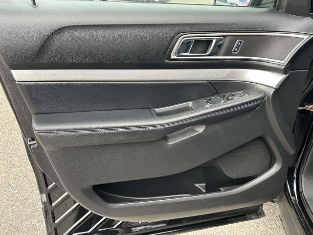 Certified 2017 Ford Explorer XLT image 23