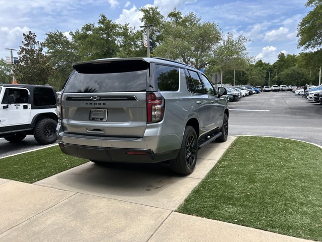 Used 2023 Chevrolet Tahoe Z71 w/ Luxury Package AWD/4WD image 7