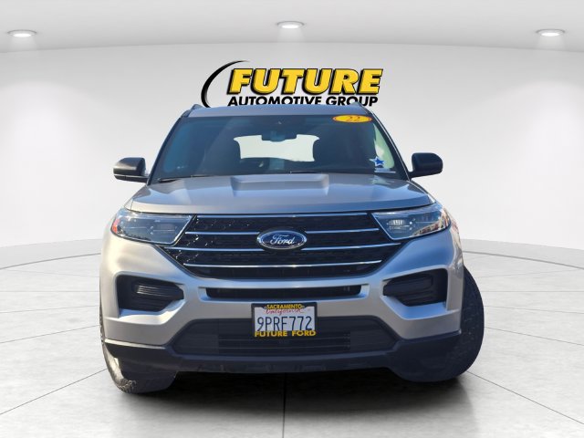 Certified 2022 Ford Explorer XLT AWD/4WD image 2