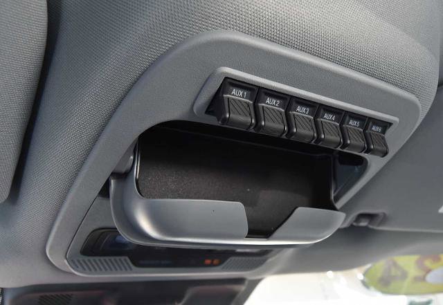 Certified 2024 Ford F250 XL w/ Snow Plow Prep Package image 33