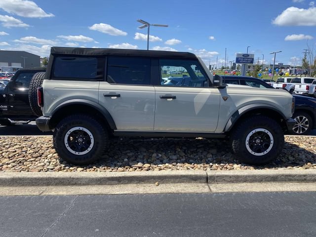 Certified 2025 Ford Bronco Badlands AWD/4WD image 7