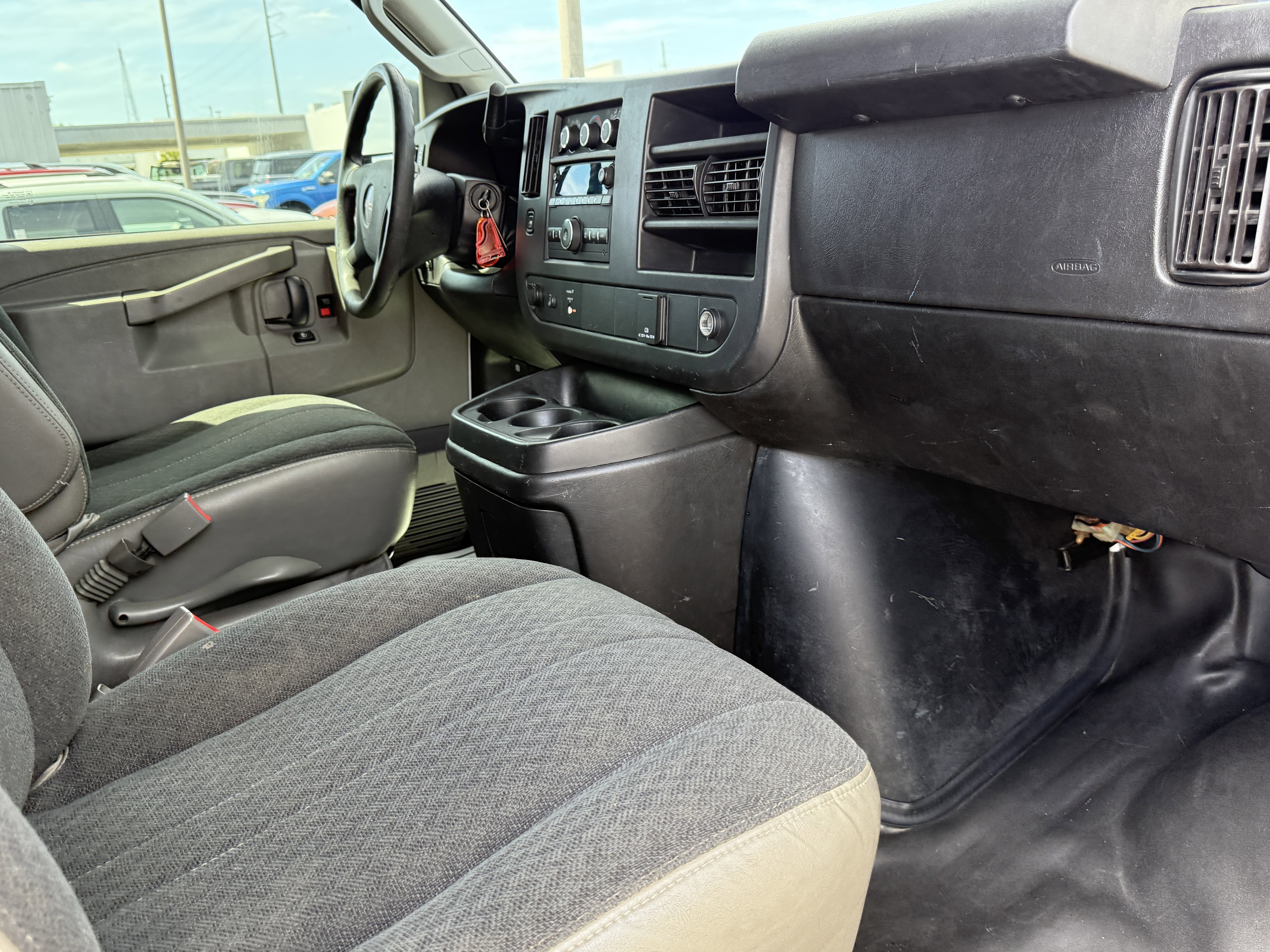 Used 2021 GMC Savana 2500 w/ Driver Convenience Package RWD image 10