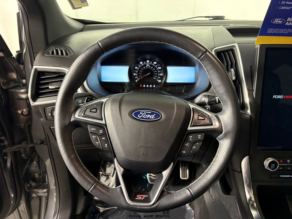 Certified 2022 Ford Edge ST w/ Equipment Group 401A AWD/4WD image 16