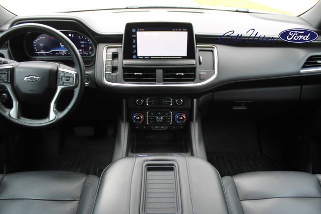Used 2023 Chevrolet Tahoe Z71 w/ Luxury Package AWD/4WD image 16