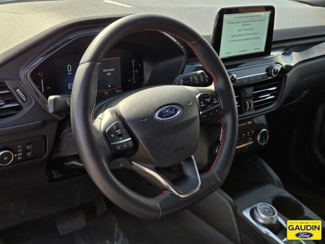 Certified 2025 Ford Escape ST-Line Select AWD/4WD image 19