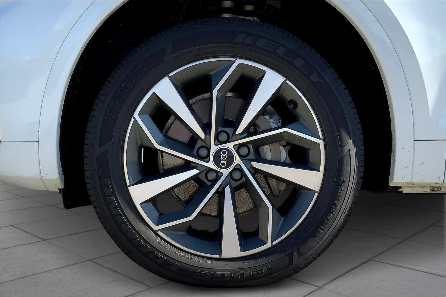 Used 2021 Audi Q5 2.0T Premium Plus AWD/4WD image 11