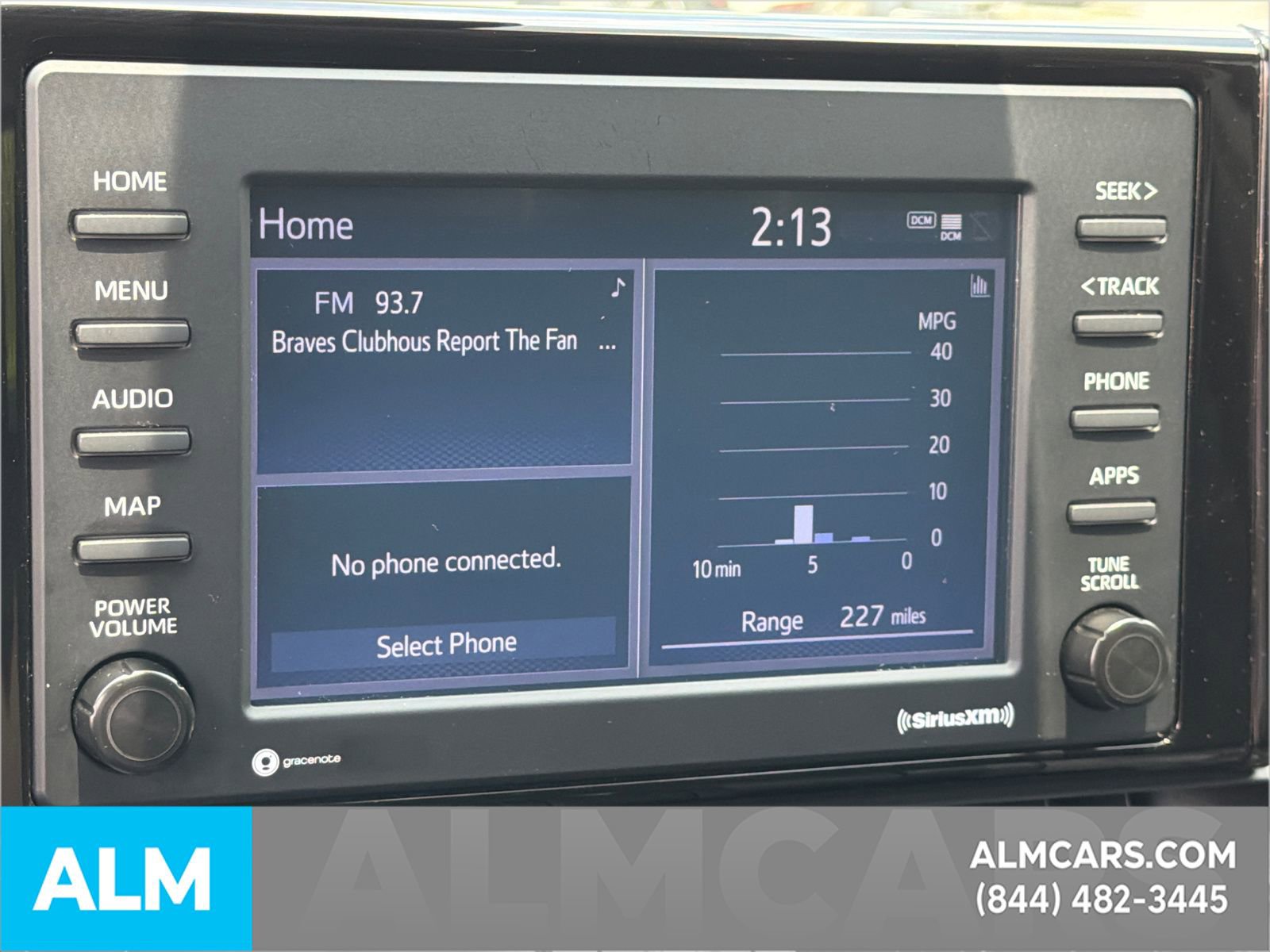 Used 2021 Toyota RAV4 XLE w/ Convenience Package FWD image 33