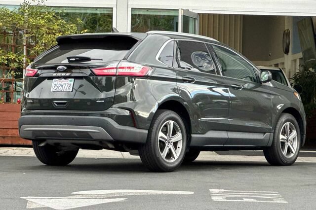 Certified 2023 Ford Edge SEL w/ Convenience Package AWD/4WD image 4