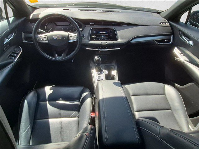 Used 2021 Cadillac XT4 Premium Luxury FWD image 15