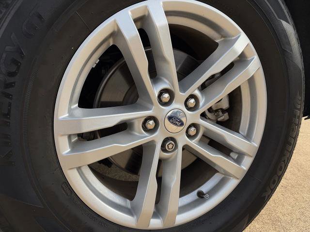 Certified 2023 Ford Explorer XLT image 11