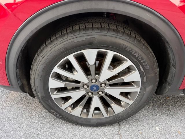 Certified 2020 Ford Escape Titanium AWD/4WD image 11