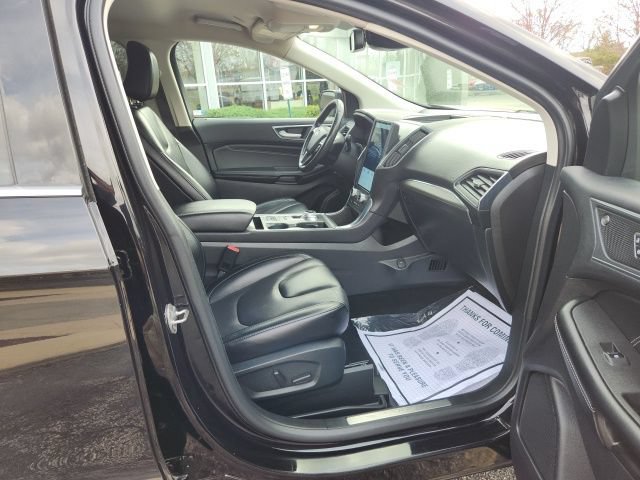 Certified 2022 Ford Edge Titanium AWD/4WD image 26