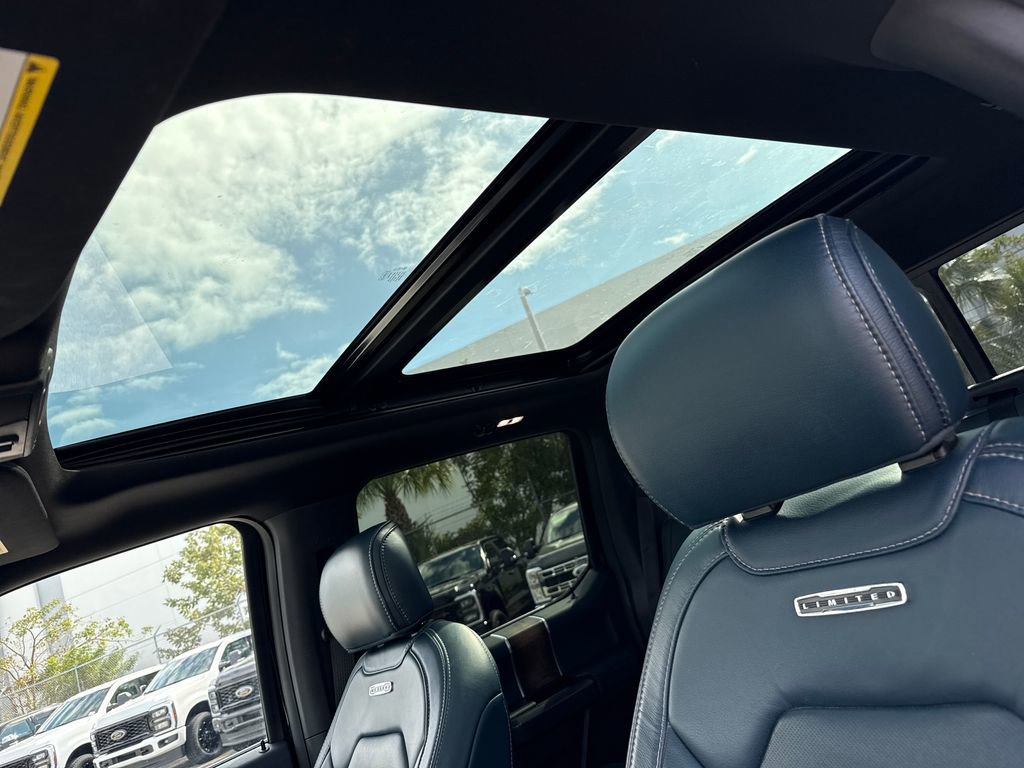 Certified 2018 Ford F150 Limited w/ Trailer Tow Package image 11