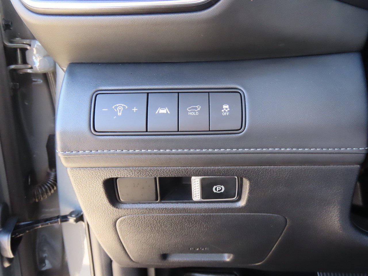 Used 2023 Hyundai Santa Fe Limited w/ Cargo Package image 27