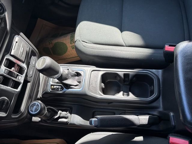Used 2021 Jeep Gladiator Sport AWD/4WD image 25
