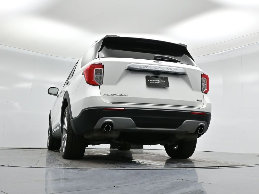 Certified 2022 Ford Explorer Platinum w/ Technology Package image 53