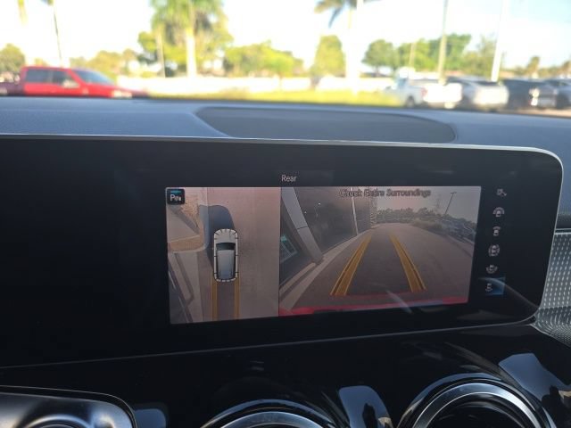Used 2020 Mercedes-Benz GLB 250 4MATIC image 10