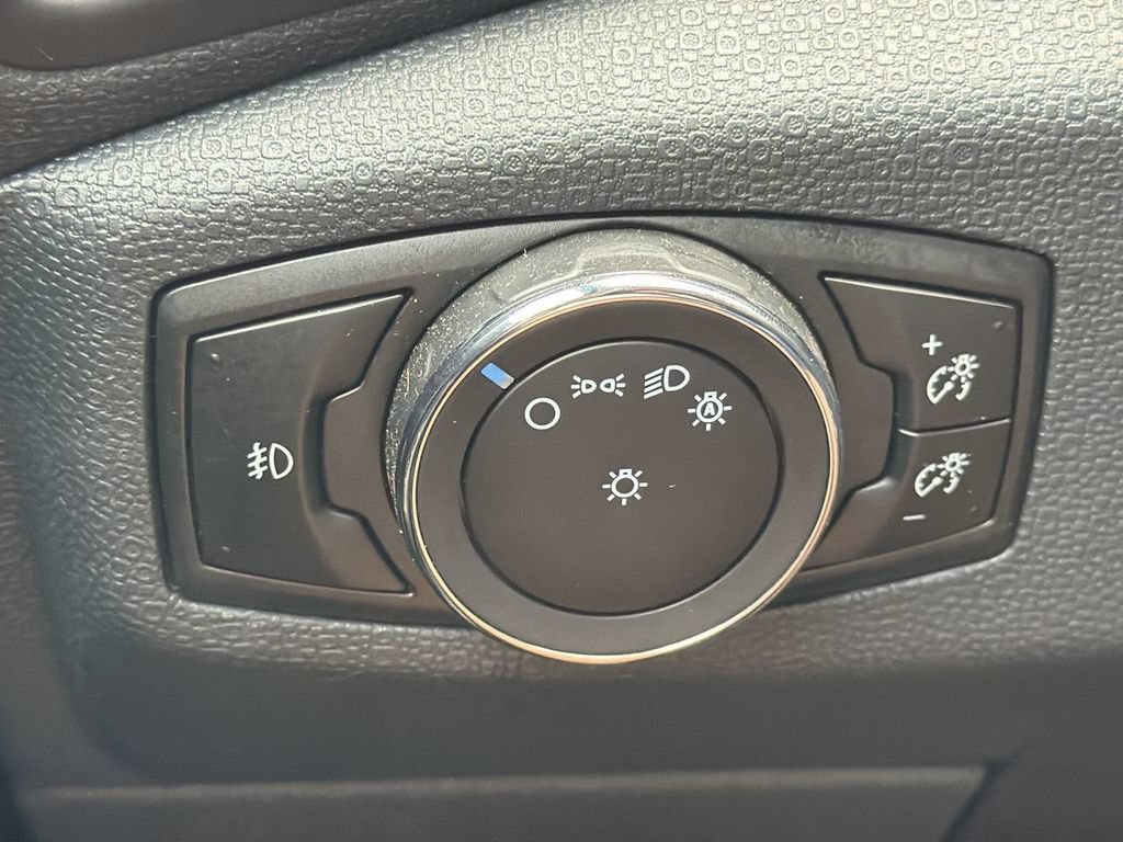 Certified 2019 Ford EcoSport SE w/ SE Convenience Package FWD image 20