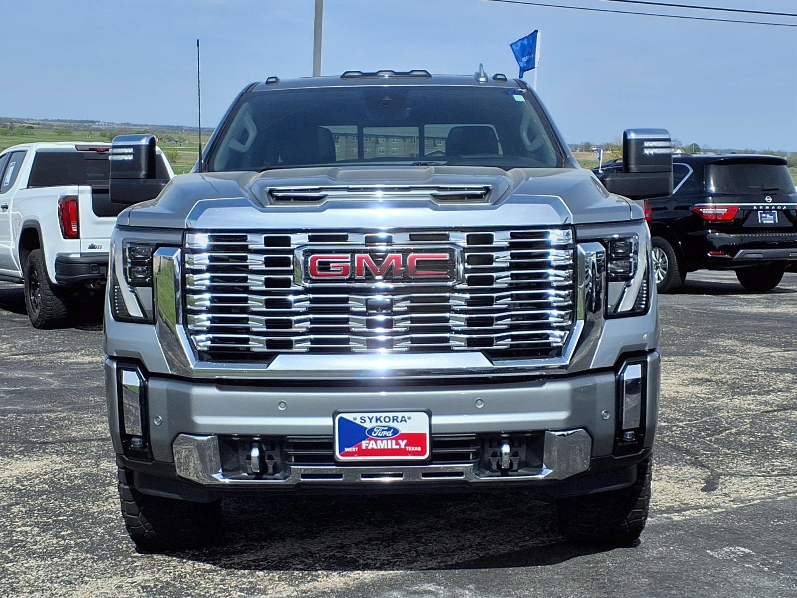 Used 2024 GMC Sierra 2500 Denali w/ Denali Reserve Package image 6