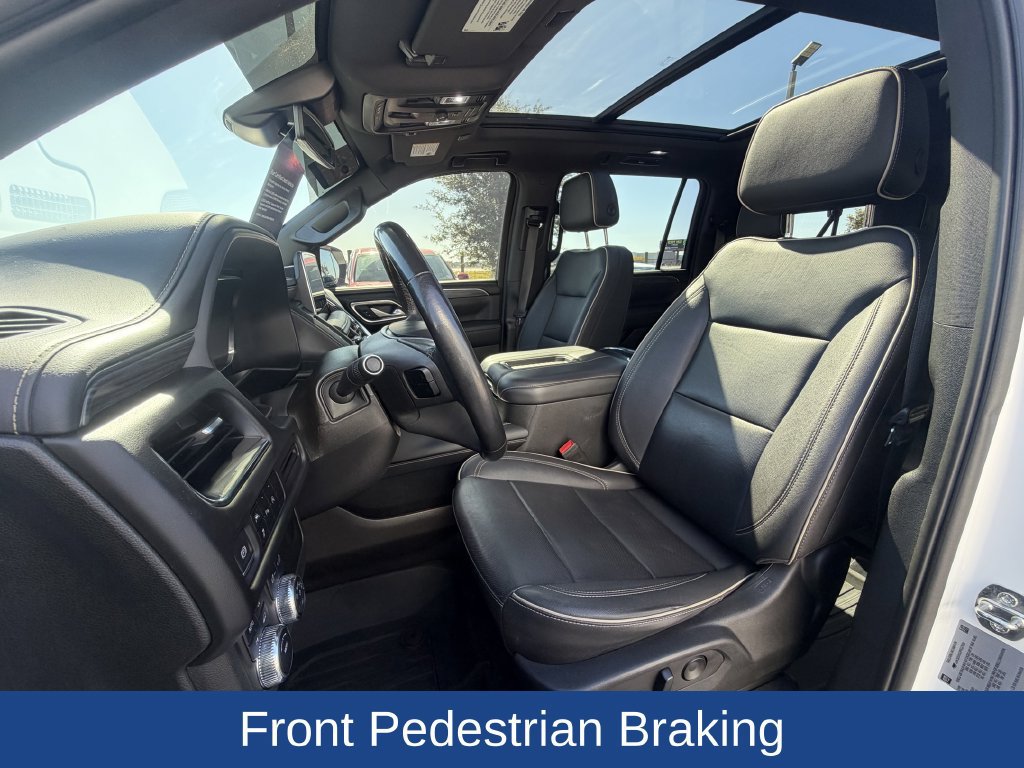 Used 2023 GMC Yukon XL SLT AWD/4WD image 13