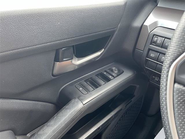 Used 2024 Toyota Tacoma TRD Off-Road AWD/4WD image 28