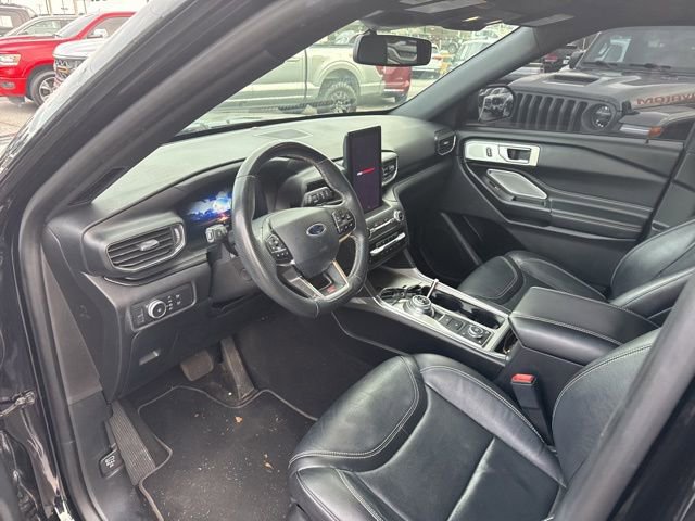 Certified 2020 Ford Explorer ST w/ ST Street Pack image 19