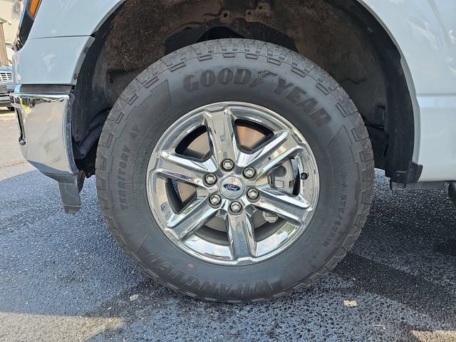 Certified 2025 Ford F150 XLT w/ Equipment Group 301A Standard AWD/4WD image 32