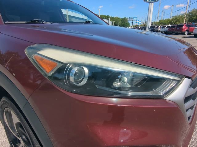 Used 2017 Hyundai Tucson Sport FWD image 11