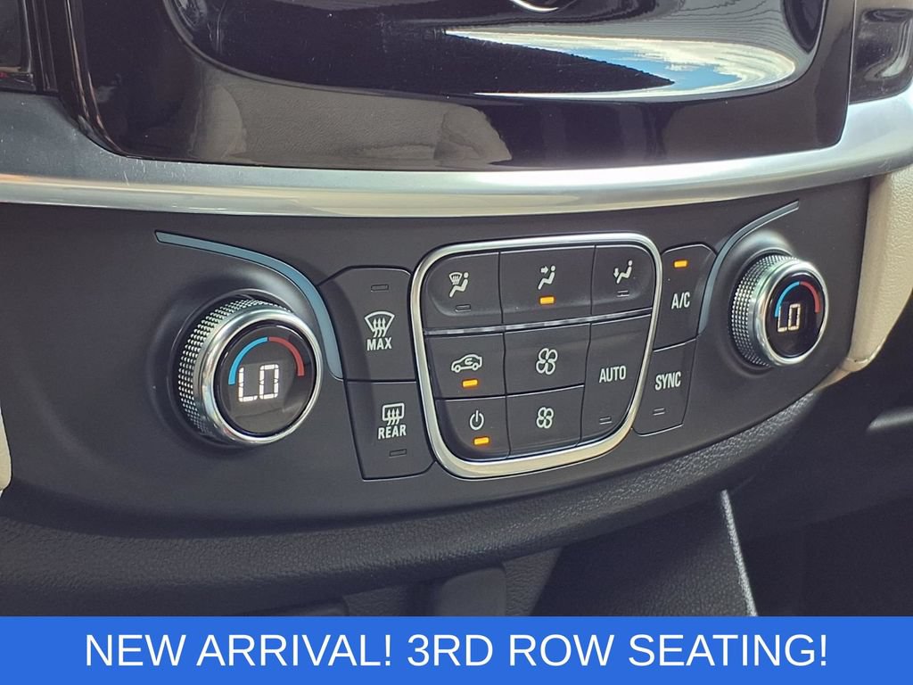 Used 2022 Chevrolet Traverse LS AWD/4WD image 12
