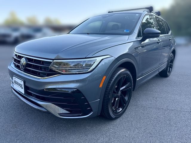 Used 2024 Volkswagen Tiguan SE R-Line