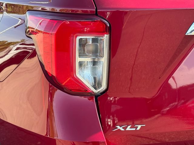 Certified 2024 Ford Explorer XLT w/ Equipment Group 202A AWD/4WD image 30