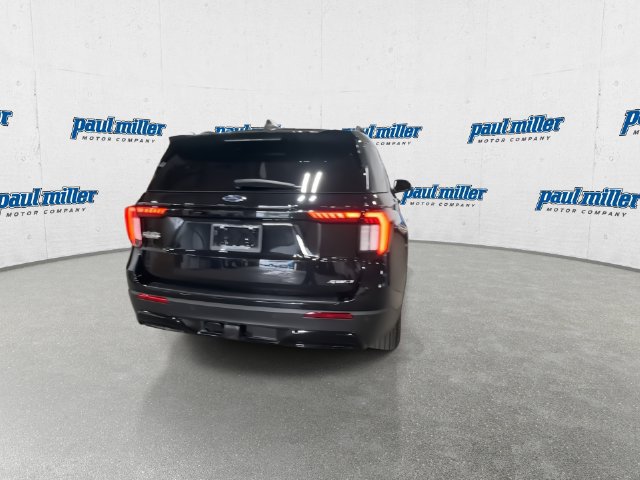Certified 2025 Ford Explorer ST-Line AWD/4WD image 10