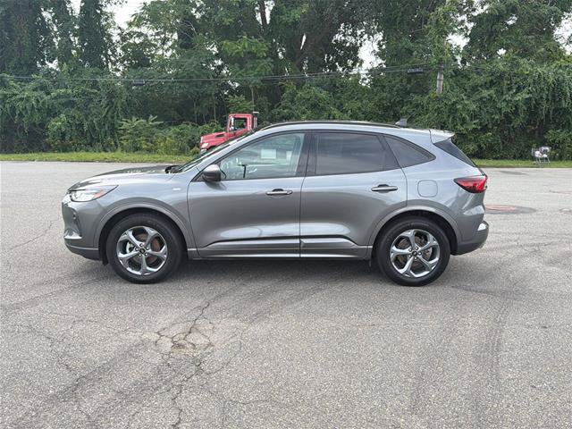 Certified 2023 Ford Escape ST-Line w/ Tech Pack #1 AWD/4WD image 8
