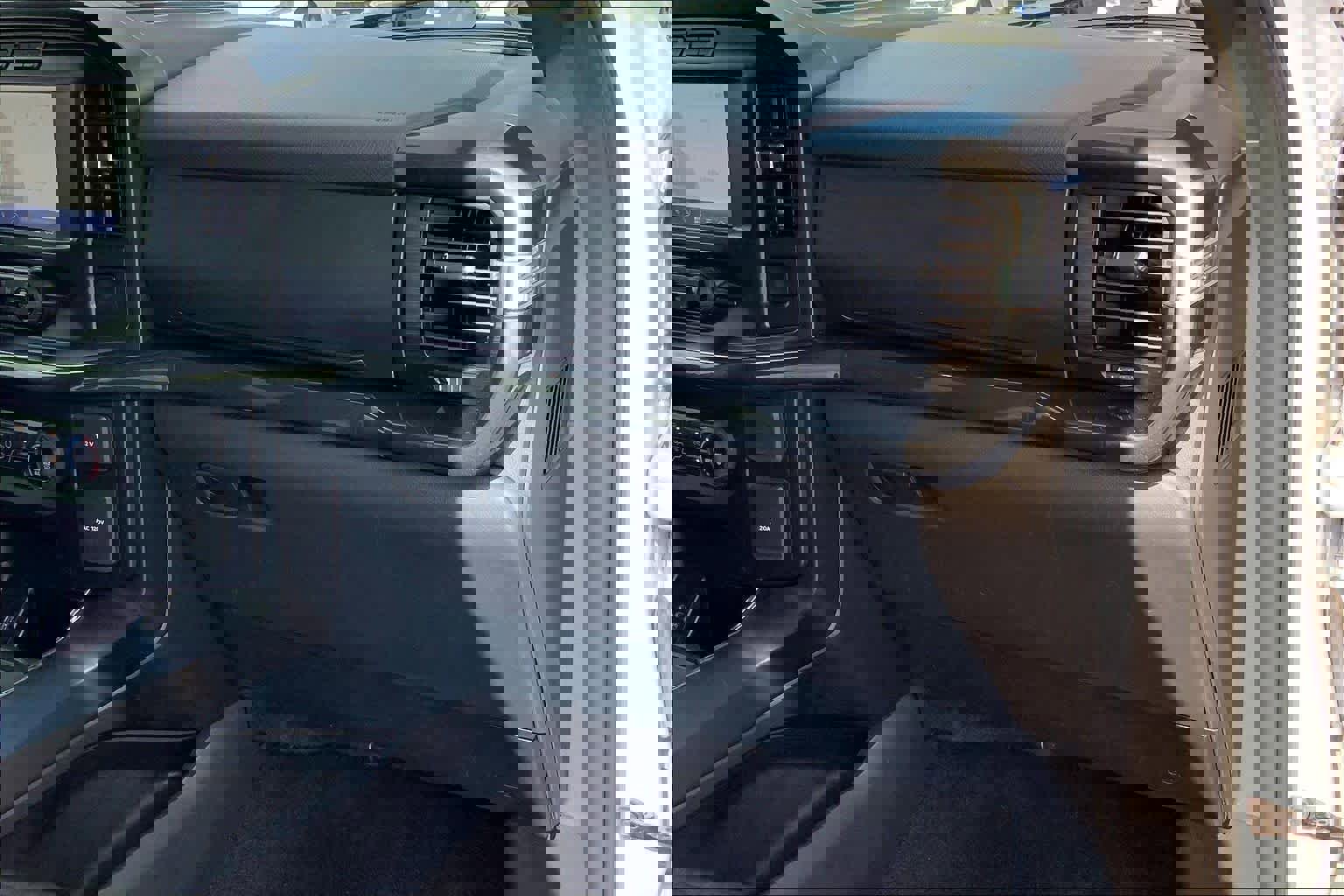 Certified 2021 Ford F150 XL w/ STX Appearance Package image 19