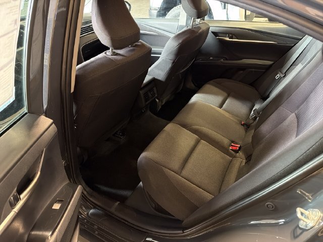 Used 2025 Toyota Camry LE FWD image 17