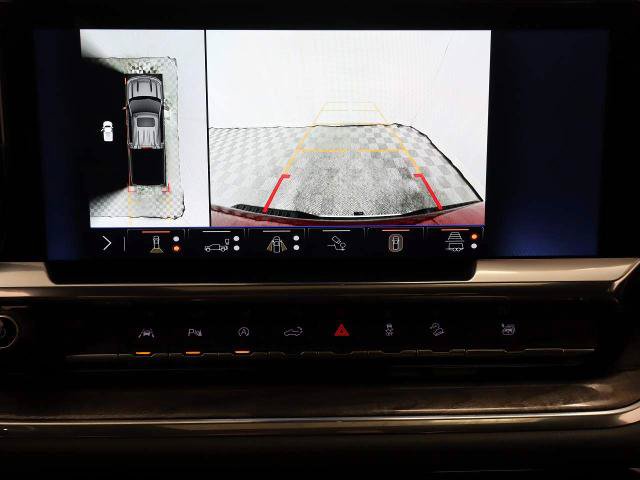 Used 2024 Chevrolet Silverado 1500 LTZ AWD/4WD image 24