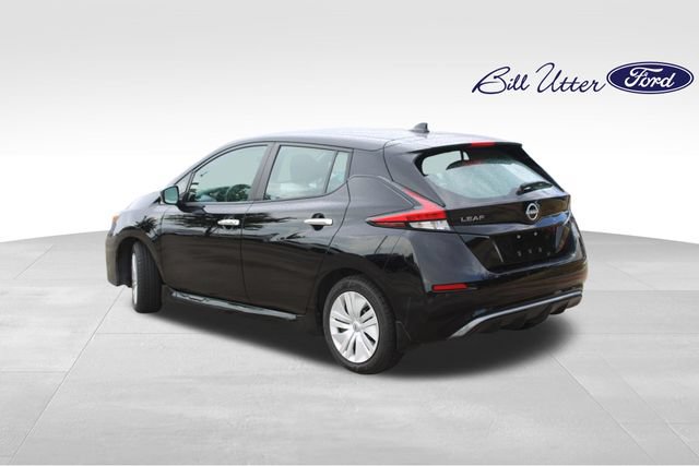 Used 2025 Nissan Leaf S FWD image 7