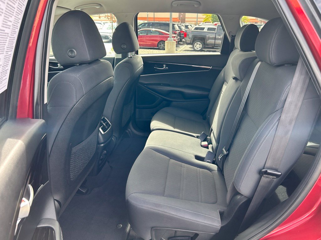 Used 2020 Kia Sorento S AWD/4WD image 25