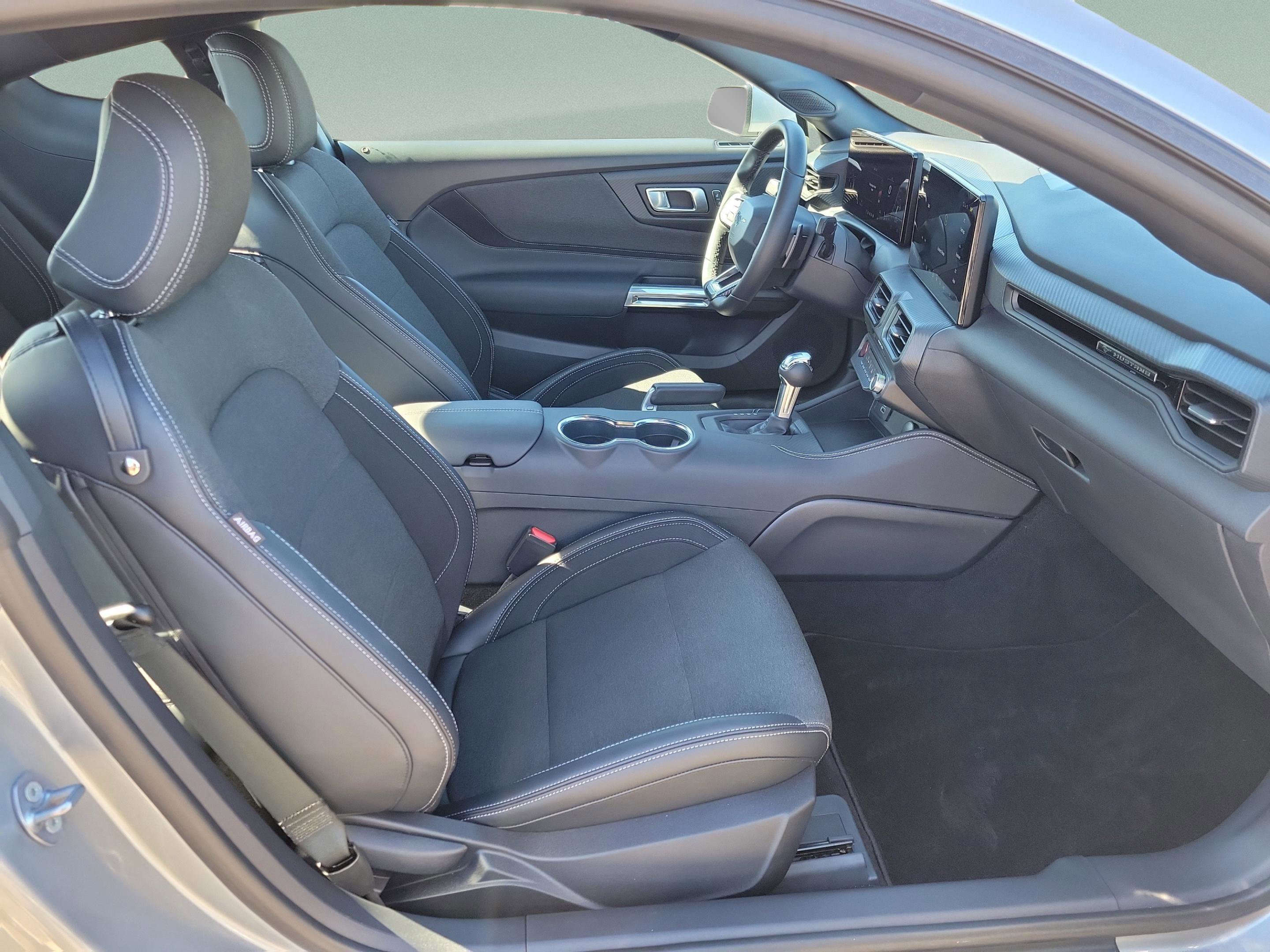 Certified 2025 Ford Mustang GT w/ GT Performance Package image 27