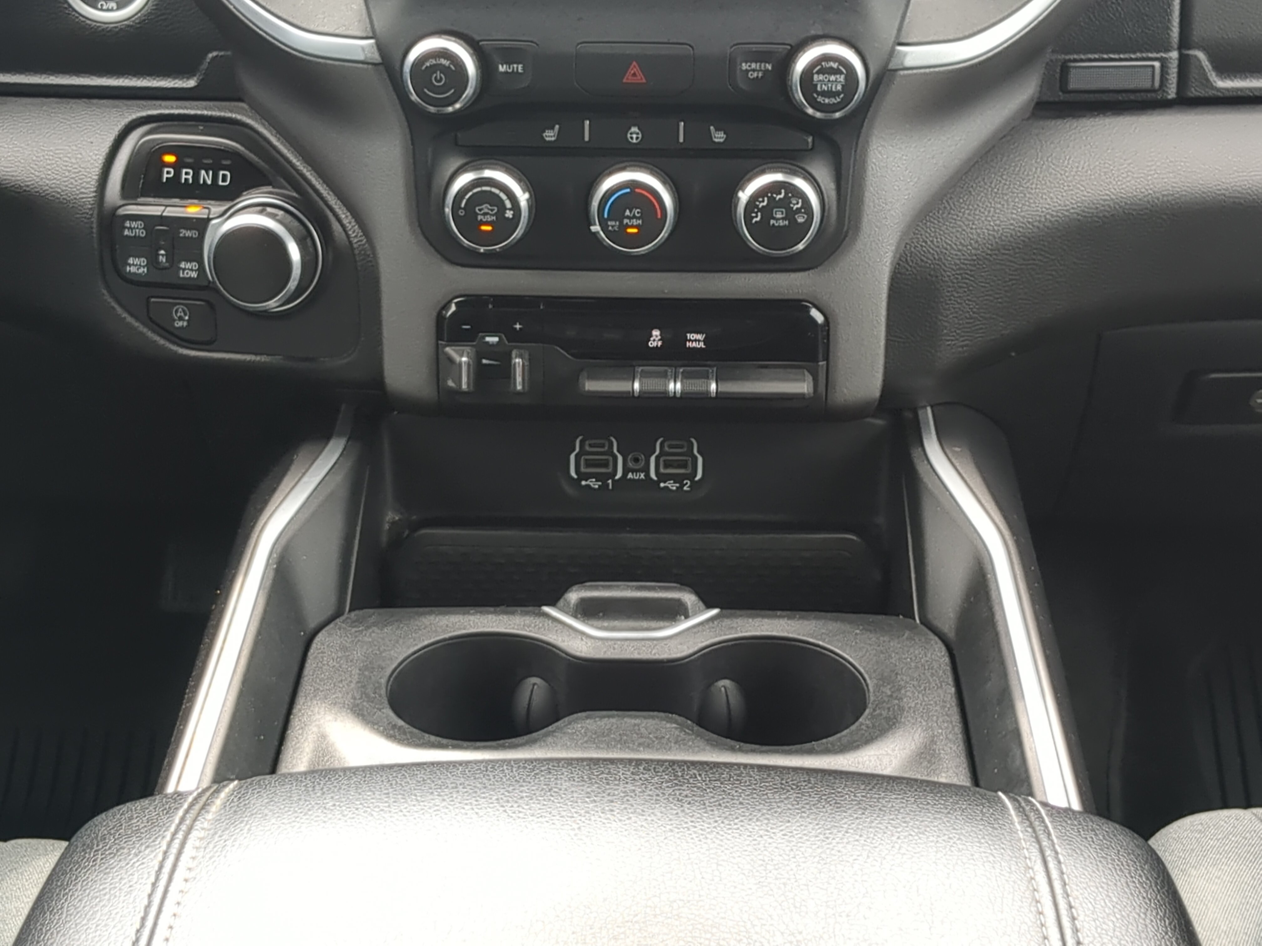 Used 2023 RAM 1500 Big Horn AWD/4WD image 17