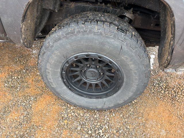 Used 2019 Toyota Tacoma SR image 7