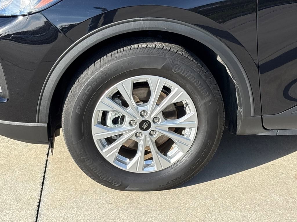 Certified 2023 Ford Escape Active w/ Tech Pack #2 image 11