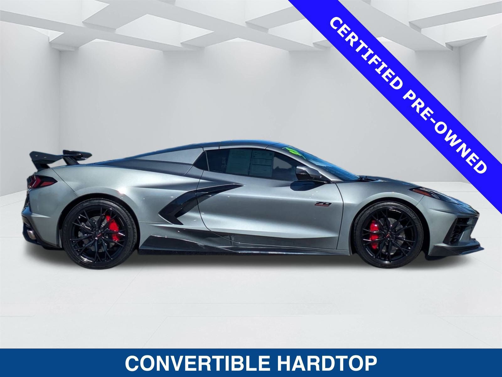 Used 2023 Chevrolet Corvette Stingray Convertible w/ 1LT image 5