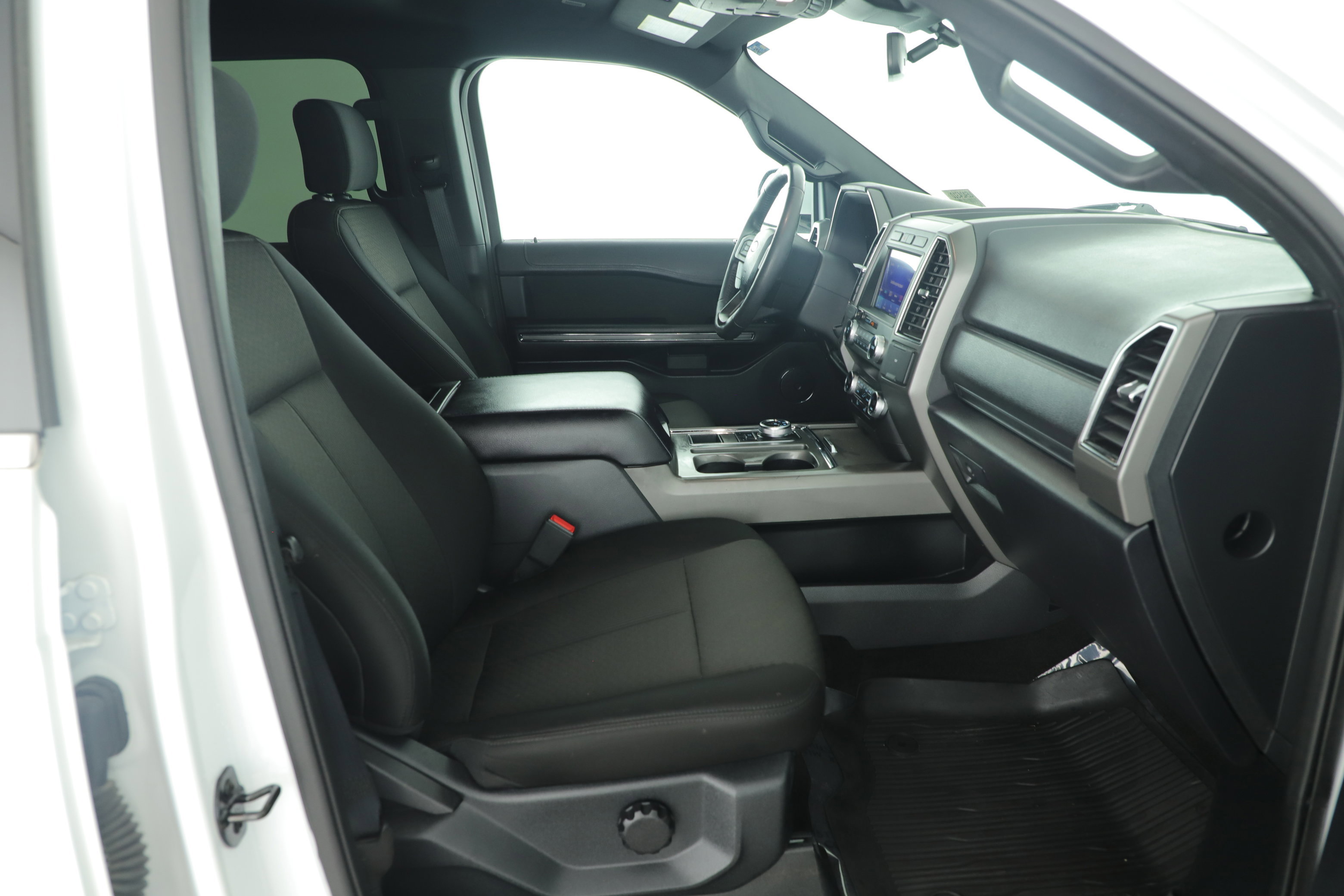 Certified 2020 Ford Expedition XLT image 6