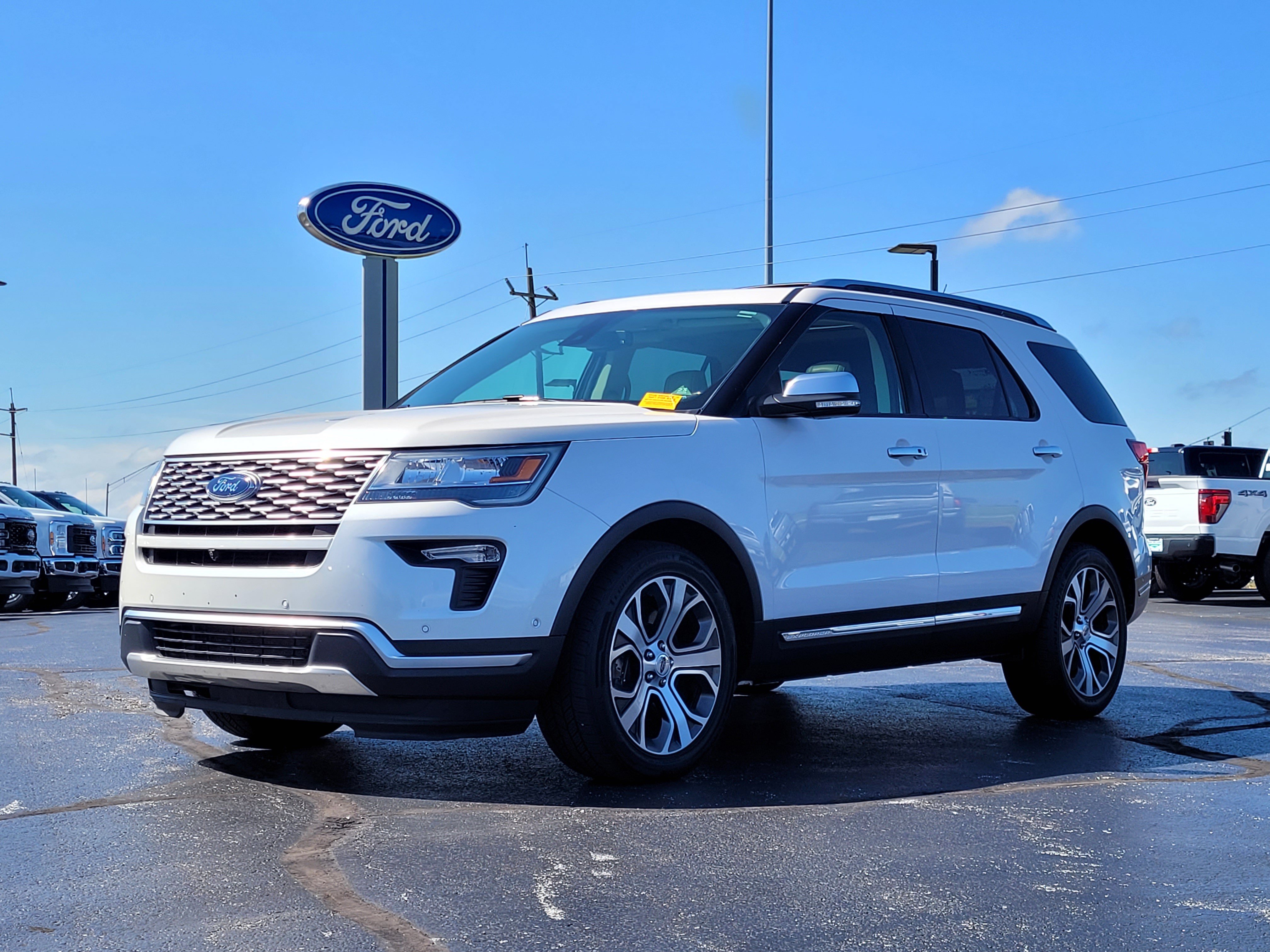 Certified 2018 Ford Explorer Platinum AWD/4WD image 8